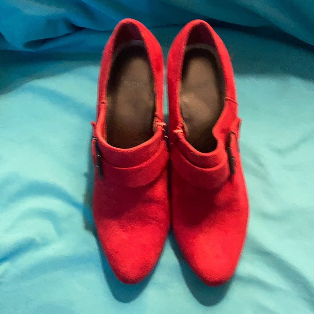 Beautiful red suede shoes/booties